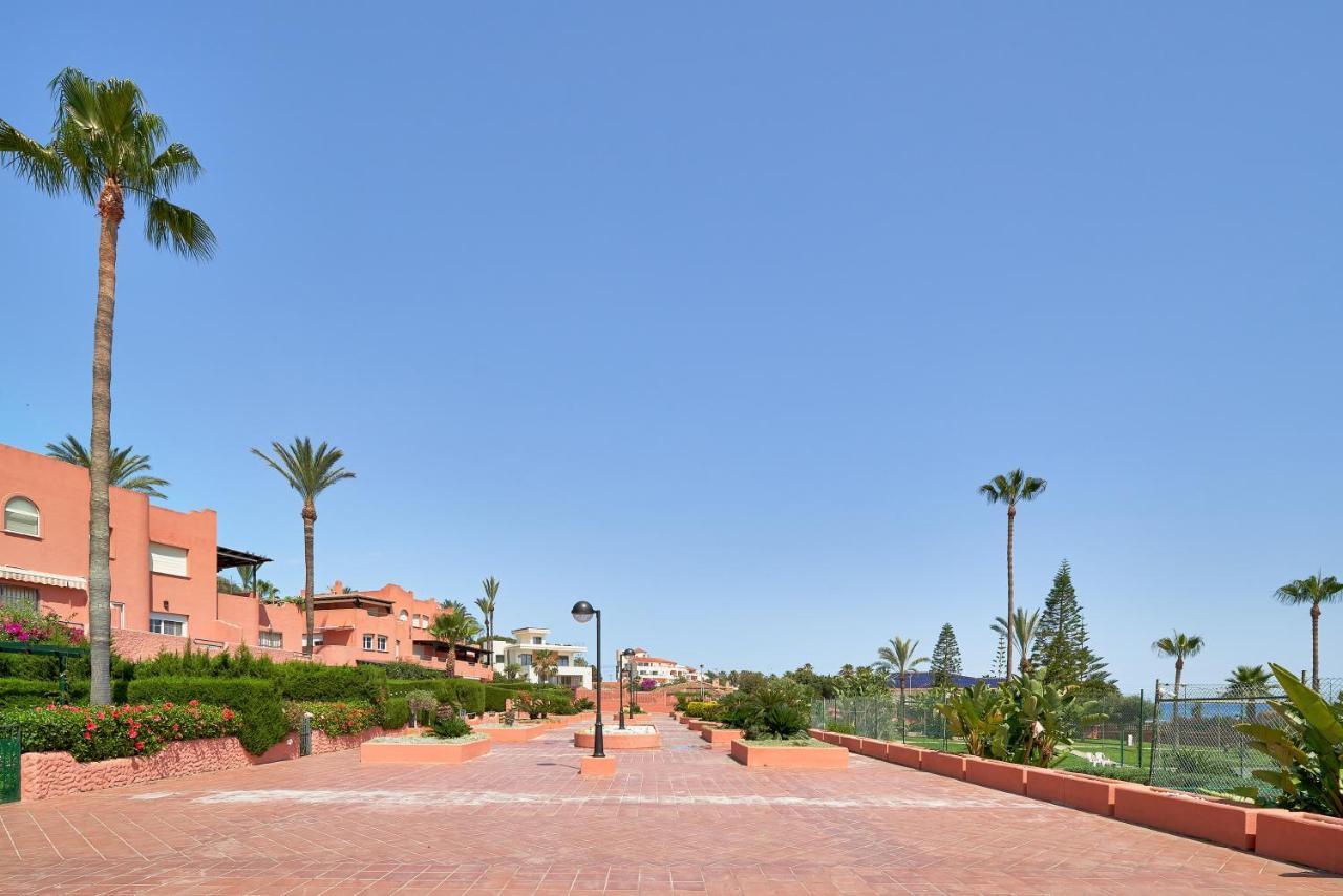 Sea Suite Beachfront Marbella Eksteriør bilde